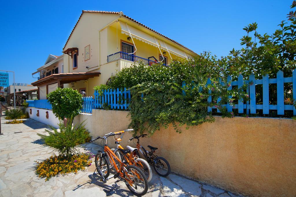 Kalypso Studios & Apartments Karavomylos Exterior foto
